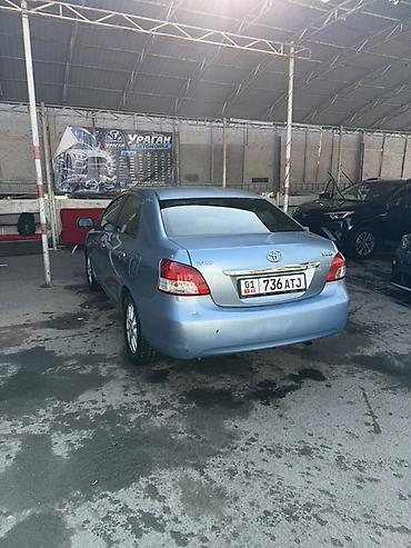 toyota ractis: Toyota Yaris: 2009 г., 1.5 л, Автомат, Бензин, Седан — 3