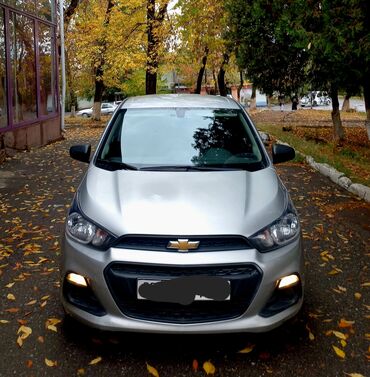 ка пят: Chevrolet Spark: 2017 г., 1 л, Вариатор, Бензин, Хэтчбэк