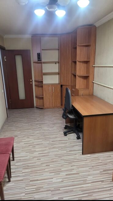 дом или квартира: 2 бөлмө, 44 кв. м, 104-серия, 1 кабат, Эски ремонт