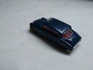 ccc duboke cizme: Kinder taxi Citroen ID19 i Mercedes taxi ocuvani, farovi na ID19 nisu — 3