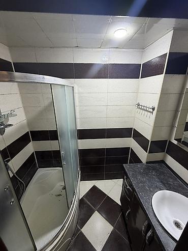Квартиры: 4 комнаты, 130 м² — 3