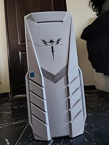 Desktop računari i radne stanice: I5 Gejmer mašina, extra, top----2500 Quad Core na 3,30 GHZ, 12 giga — 5