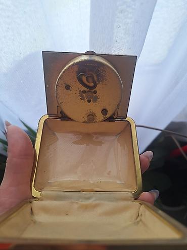 Upaljači i prateća oprema: Zippo upaljač, Upotrebljenо — 18