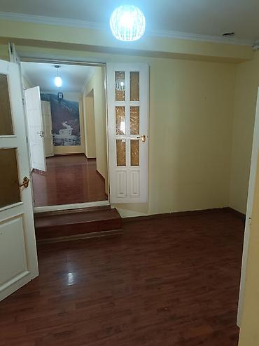 Продажа коттеджей и домов: Дом находится в с. Комсомольское. Срочно продаю дом 140кв.м. торг — 5