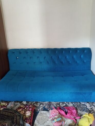 продам бу диван: Цвет - Голубой, Б/у