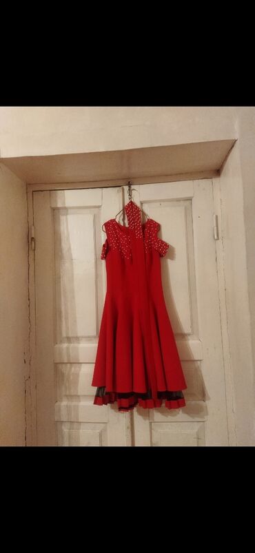 tikdirmek ucun don modeli: Вечерние платья