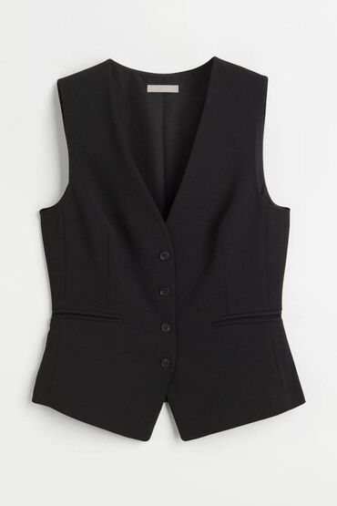 Индивидуальный пошив: Оптовый пошив женской одежды Специализируемся на пошиве: — Платьев — — 15