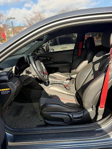 Hyundai: Hyundai Veloster: 2019 г., 1.6 л, Бензин — 4