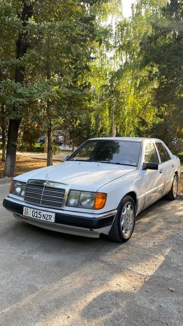 запчасть на мерс 814: Mercedes-Benz W124: 1991 г., 2 л, Механика, Бензин, Седан