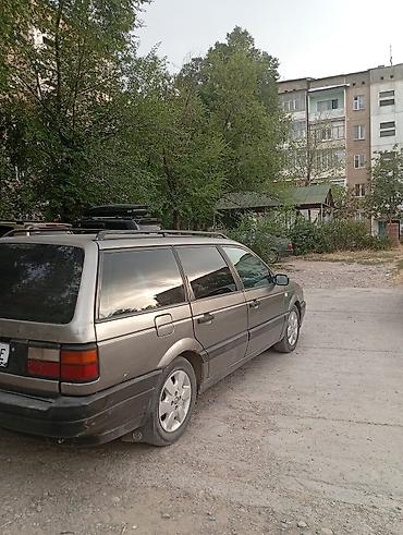 Volkswagen: Volkswagen Passat: 1993 г., 2 л, Механика, Бензин, Универсал — 1