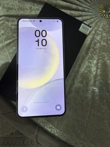 Samsung: Samsung Galaxy S24, 256 GB, rəng - Bənövşəyi, Simsiz şarj — 4