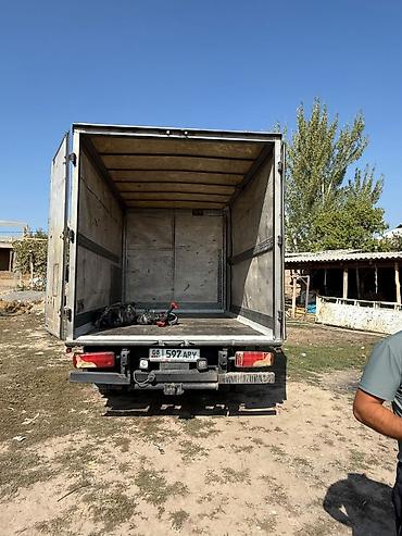 капот sprinter: Легкий грузовик, Mercedes-Benz, Стандарт, 3 т, Б/у — 5