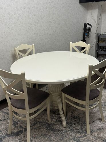 Taburetlər: Mətbəx üçün, İşlənmiş, Oval masa, 4 stul