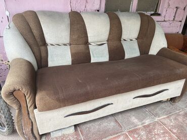 2ci əl mebelər: Divan, İşlənmiş, Açılan, Bazalı, Parça, Çatdırılma yoxdur