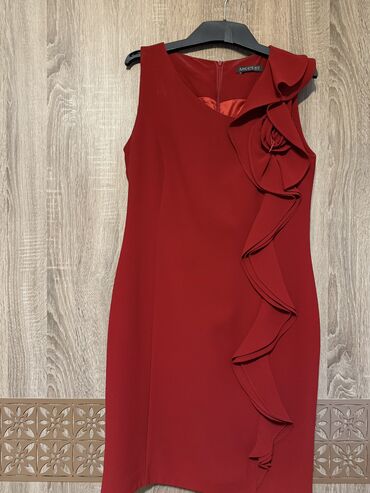 Ziyafət donu, Midi, M (EU 38)