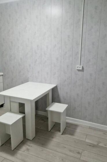 долгосрочная аренда квартир кудайберген: 1 бөлмө, Кыймылсыз мүлк агенттиги, Чогуу жашоосу жок, Толугу менен эмереги бар, Жарым -жартылай эмереги бар