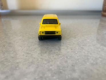 oyuncaq ayi type 1: Sarı rəngli metal oyuncaq maşın modeli - Korpus: metaldan, detallı — 6