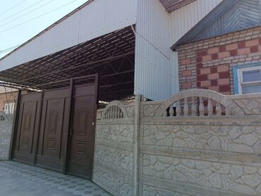 частные дома ош: Продаю или меняю на г. Бишкек кирпичный дом из 5 команат в г. Токмок