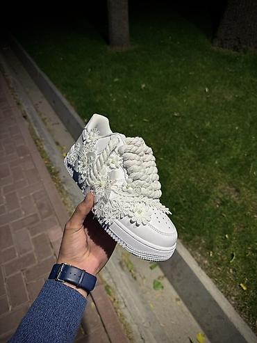 Айымдардын бут кийими: Кроссовкалар, 40, 41, 42, Nike, Жаңы, түсү - Ак — 3