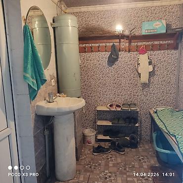 Печи для бани, сауны: Баня/мойка с душем и печью - Просторное помещение, облицованное — 1