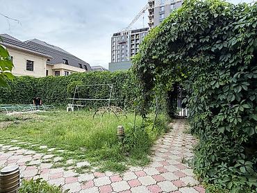 Долгосрочная аренда домов: 250 м², 6 комнат, Арча-Бешик ж/м, Без подселения — 1