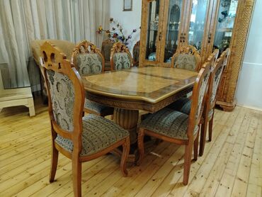 Masa və oturacaq dəstləri: Qonaq otağı üçün, İşlənmiş, Açılan, Oval masa, 8 stul — 2