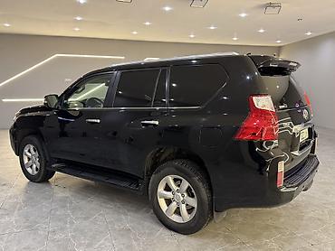салон машины: Lexus GX: 2011 г., 4.6 л, Автомат, Бензин, Внедорожник — 3