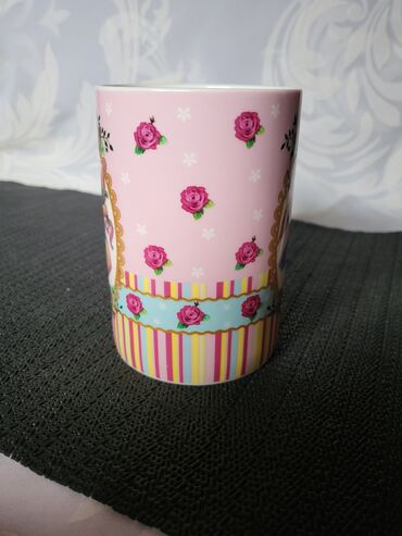 Čaše: Solja vintaz,porcelanska. Univerzalna solja,perfektna — 2