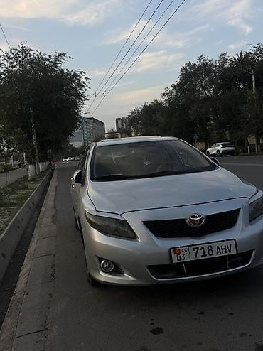 Toyota: Toyota Corolla: 2010 г., 1.8 л, Автомат, Бензин, Седан — 2