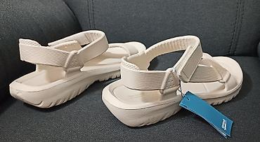 bata usce: Skejt/trek sandale Sprandi – bele, nove,nikad nosene 42. Izlivene od — 7