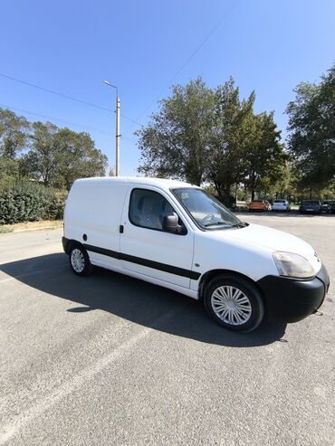 купить машины: Peugeot Partner: 2010 г., 1.4 л, Механика, Бензин, Фургон