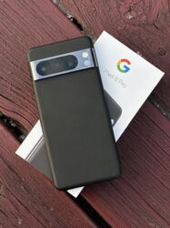Google: Google Pixel 8 Pro, Б/у, 128 ГБ, цвет - Черный, 1 SIM, eSIM