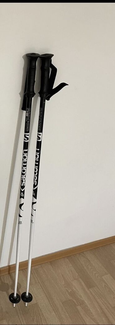 лыжи сноуборд: Горнолыжные палки Salomon, состояние отличное, 120 см, брали в