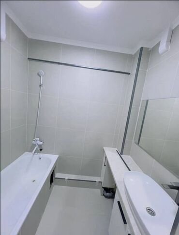 аренда квартир в бишкеке район восток 5: 3 комнаты, 83 м², Элитка, 5 этаж, Евроремонт