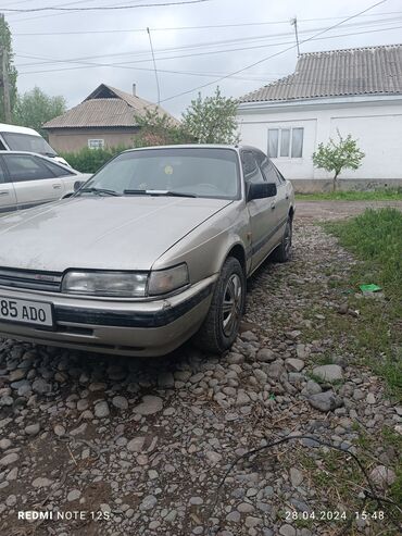 авто гаджеты: Mazda 626: 1988 г., 2 л, Механика, Бензин, Хэтчбэк