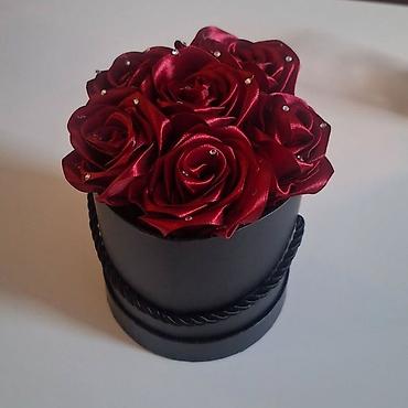 Ruža: Buket crvenih ruža – elegantan aranžman - Luksuzan, bogat buket — 8