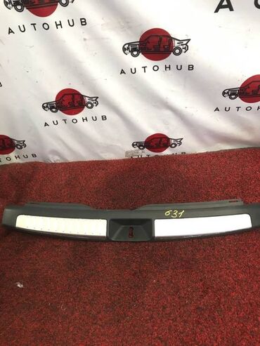коробка на нексия: Декоративная накладка на багажник TOYOTA AVENSIS AZT251W 2.4 2003