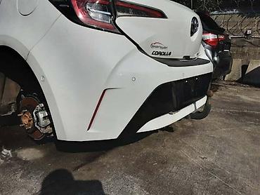 crveni sonic: BRANIK ZADNJI ZA TOYOTA COROLLA OD 2013. DO 2023. GOD. | Svi delovi — 1