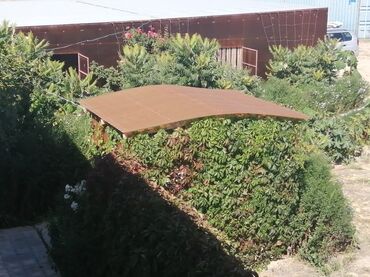 Отели и хостелы: Продаю гостевой дом 2-х этажный 450кв.м в Чон-Сары-Ой(15 минут на авто — 23