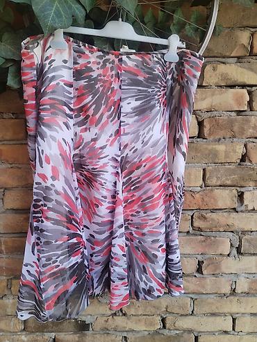 Suknja 3XL - Model: lepršava, A-kroja, višeslojna - Materijal: lagani