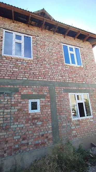 на дом крой: Продаётся кирпичный двухэтажный дом. Дом выполнен из кирпича, с — 1
