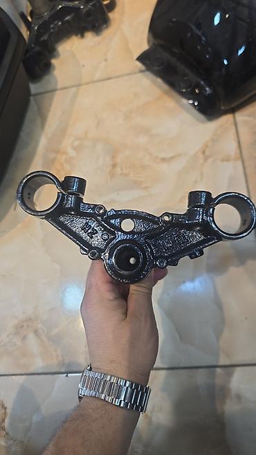 3 46 most: Moped/mototsiklet üçün alt sükan körpüsü (triple clamp, sükan dayağı) — 1