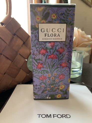 qadın üçün yay kombinezonları: Gucci Flora Gorgeous Magnolia -100 ml EDP (220azn) Almaniyada alinib