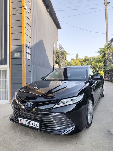 авто в рассрочку без банка без первоначального взноса: Toyota Camry: 2019 г., 2.5 л, Автомат, Гибрид, Седан