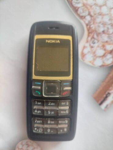adam tərəzisi: Nokia 1