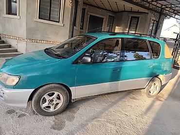 leksus gs 300: Toyota Ipsum: 1997 г., Бензин — 5