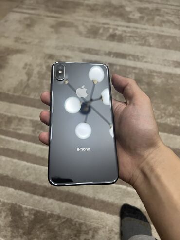 Apple iPhone: IPhone Xs Max, Б/у, 256 ГБ, Защитное стекло, Чехол, 80 %