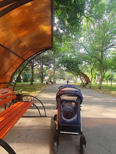 Коляски: Срочно продается!!!Отличная коляска 2 в 1, имеется люлька, зимний — 5