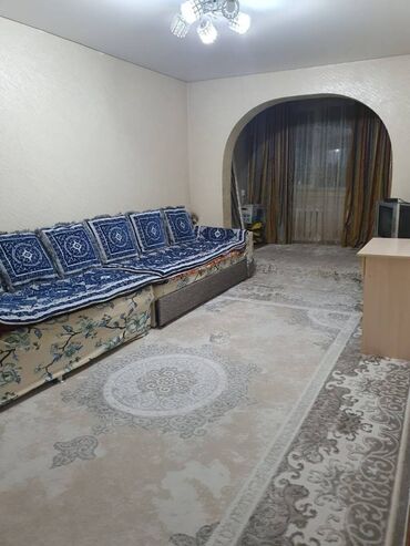 дом в селе садовом: 1 комната, 36 м², 104 серия, 4 этаж