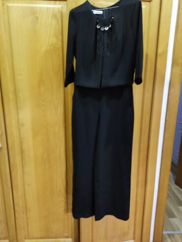 uşaq tulum: Qadın kombinezon – MODAEL (ölçü 38) - Rəng: qara - Model: yuxarı